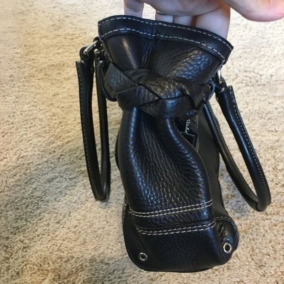 Coach black pebbled leather purse - Picture 7 of 16